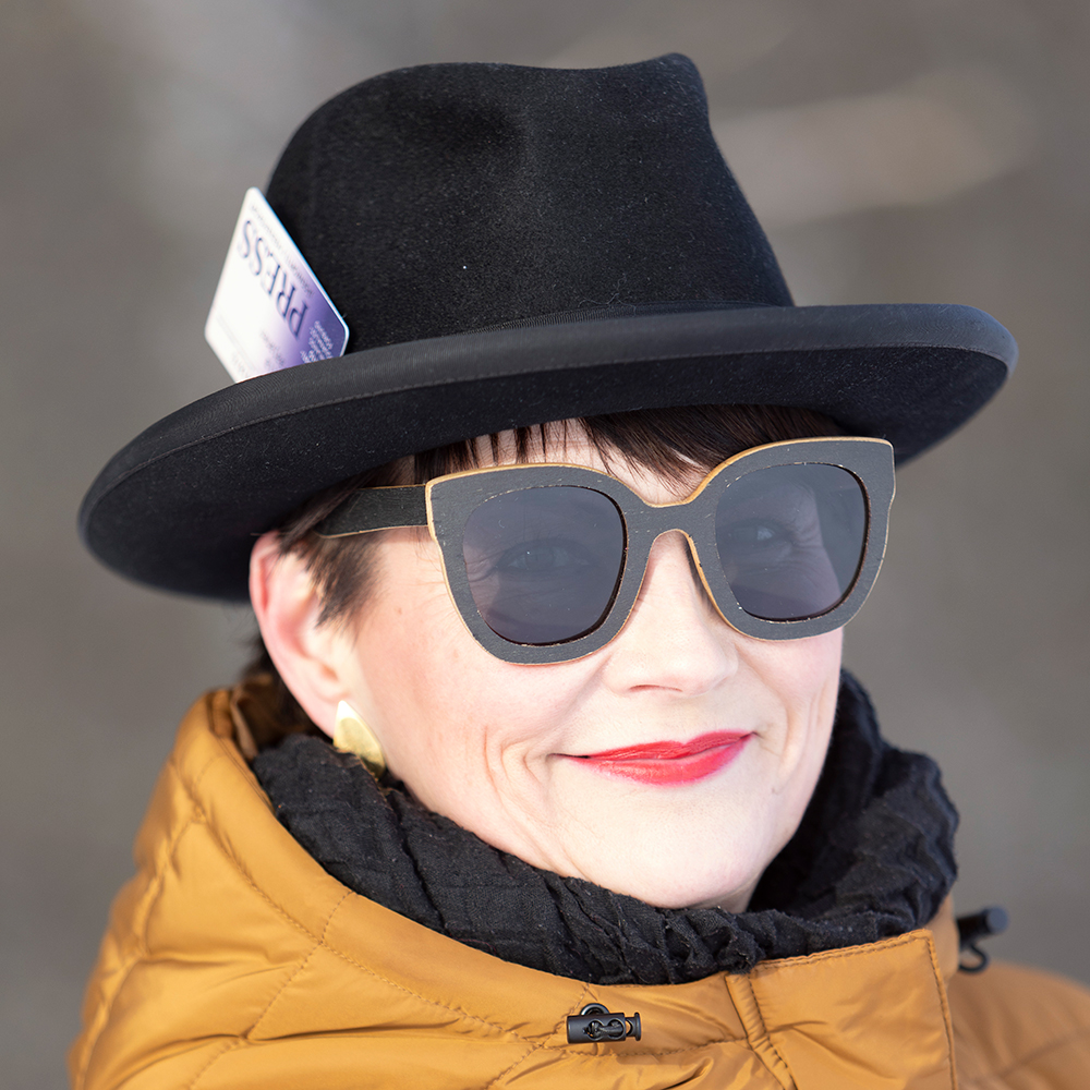 Yhteystiedot toimittaja, juontaja, puhuja, journalist, fixer Salla Paajanen